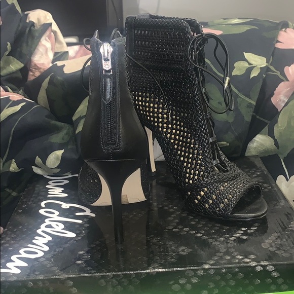 Sam Edelman Black Woven Heels - Picture 3 of 6